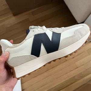 New Balance Sneakers *NWT*